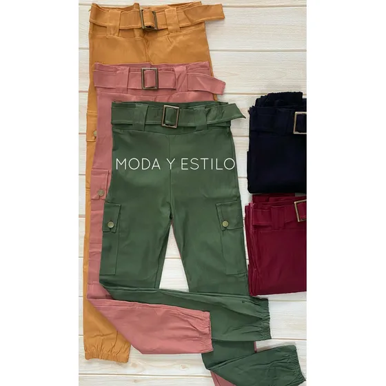 Pantalón Cargo Con Hebilla