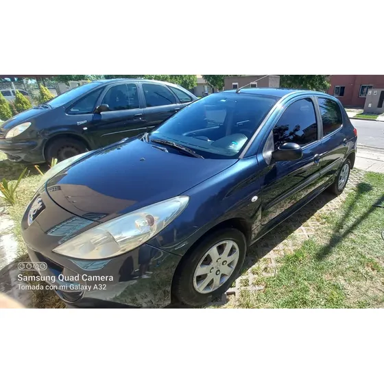 Peugeot 207 1.4 Active 75cv