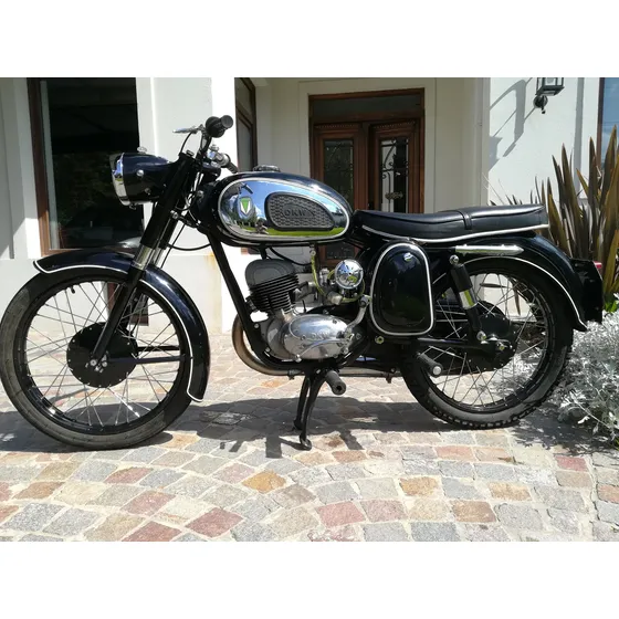 Dkw 150rt. Restauración 2018. Papeles Al Día