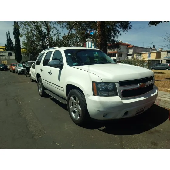 Chevrolet Tahoe D Suv Piel Cd 2a Fila Asientos At
