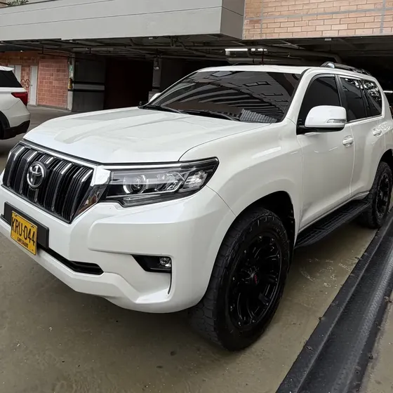Toyota Prado 2021 4.0 Txl Gasolina Y Gas
