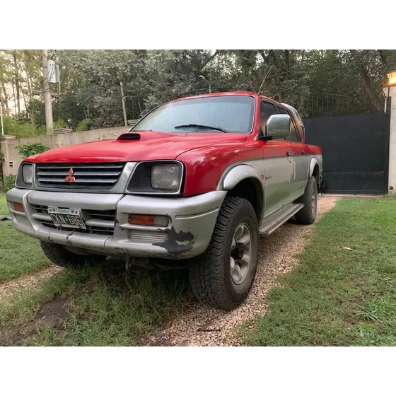 Mitsubishi L200 2.5 D/cab 4x4 Turbo