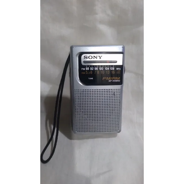 Radio. Sony.  Fm.am. Icf.s10 Falta Tapa Pilas Gris