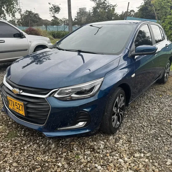 Chevrolet Onix 2023 1.0t Premier Hatch At
