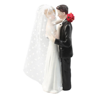 Casal Noiva Com Estatueta De Casamento De Resina Em Tom Casal Noiva Com Estatueta De Casamento De Resina Em Tom
