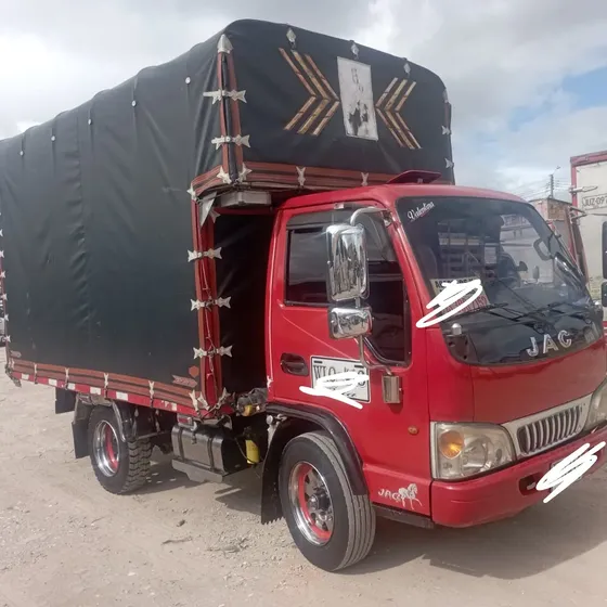 Jac 2015 Estacas Llanta Sencilla