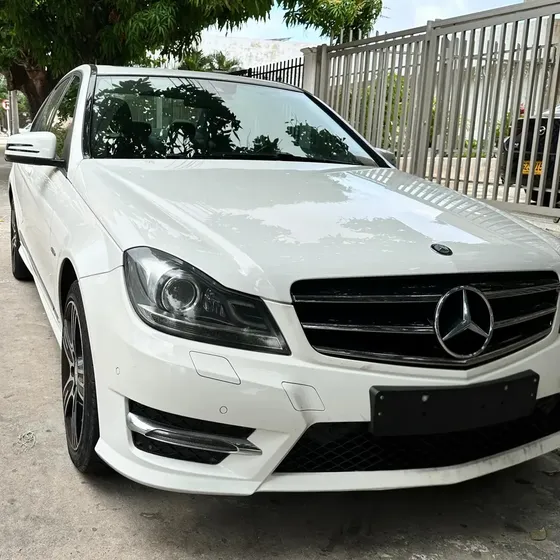 Mercedes-Benz Clase C 2014 1.8 Cgi Avantgarde