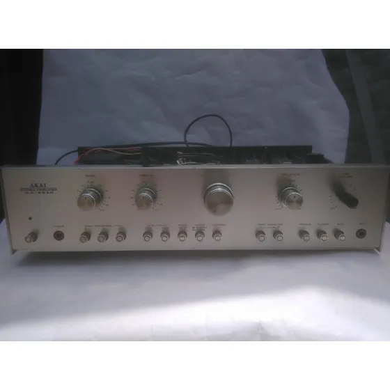 Amplificador Akai Aa-5510