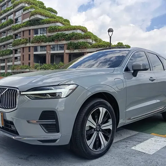 Volvo Xc60 2024 2.0 T8 Hybrid Polestar Engineered