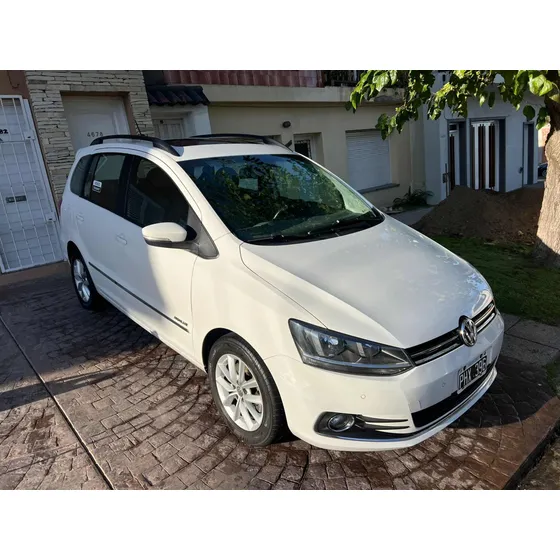 Volkswagen Suran 1.6 Imotion Highline