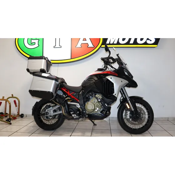 Multistrada V4 Rally