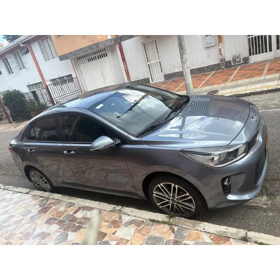 Kia Rio 1.4 Vibrant At