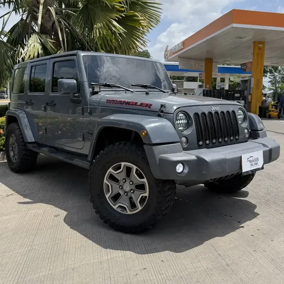 Jeep Wrangler Unlimited 2015 Sahara Unlimited 3.0cc Diesel 4x4