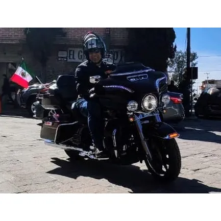6 Vel. Motor 1.8 Screaming Eagle, Susp. Aire, Touch Screen