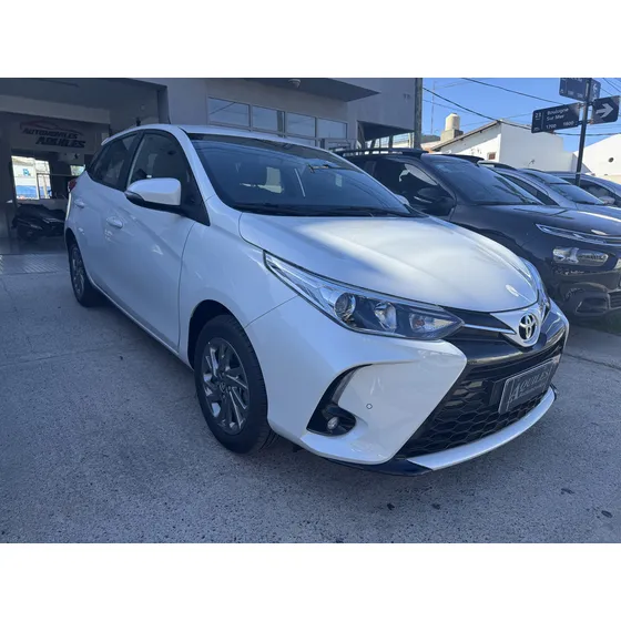 Toyota Yaris 1.5 107cv Xls Cvt
