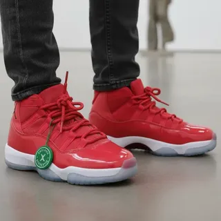 gym red nike jordan blancas con rojo