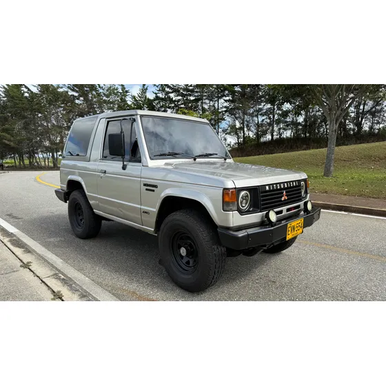 Mitsubishi Montero 2.6 L042 Cabinado