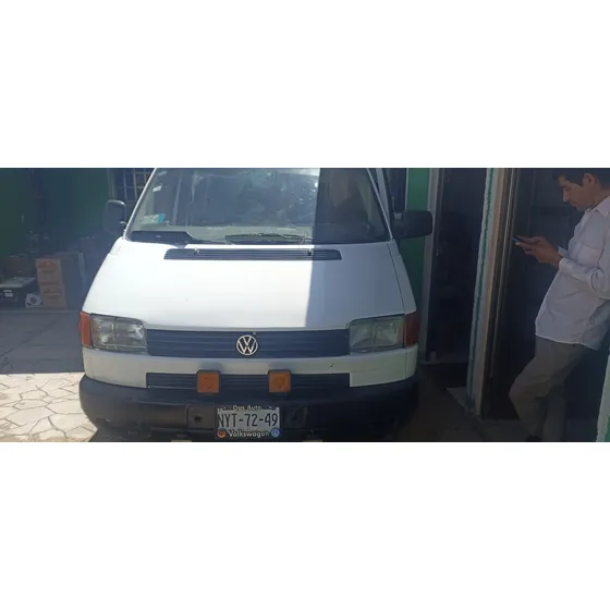 Volkswagen Eurovan 2.5 Carga Banca Corrida Mt