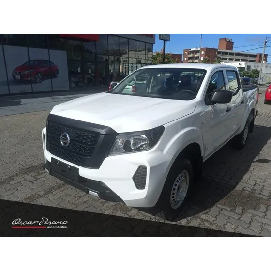 Nissan Frontier S