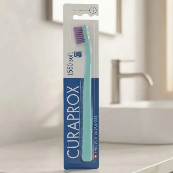 Cepillo de dientes Curaprox 1560b suave