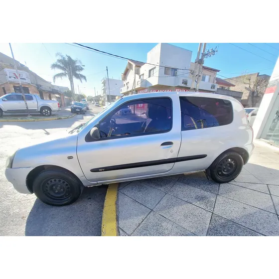 Renault Clio 1.2 Authentique Pack I 75cv
