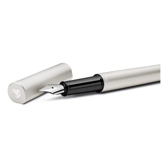 Pluma Pelikan Ineo