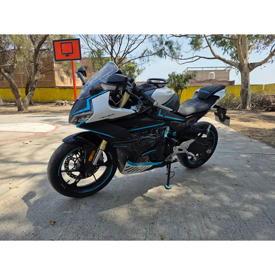 450sr Módelo 2024 - Impecable Y Súper Cuidada