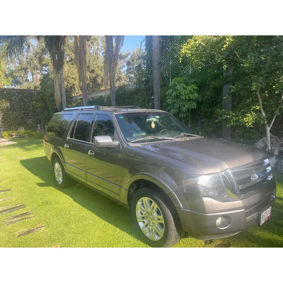 Ford Expedition 5.4 Limited Max 4x2 Mt