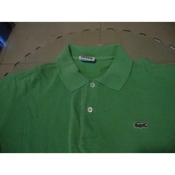 Polo Lacoste Verde Talla M 