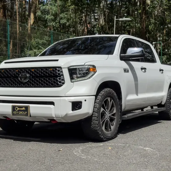 Toyota Tundra 2018 5.7 Crewmax Platinum