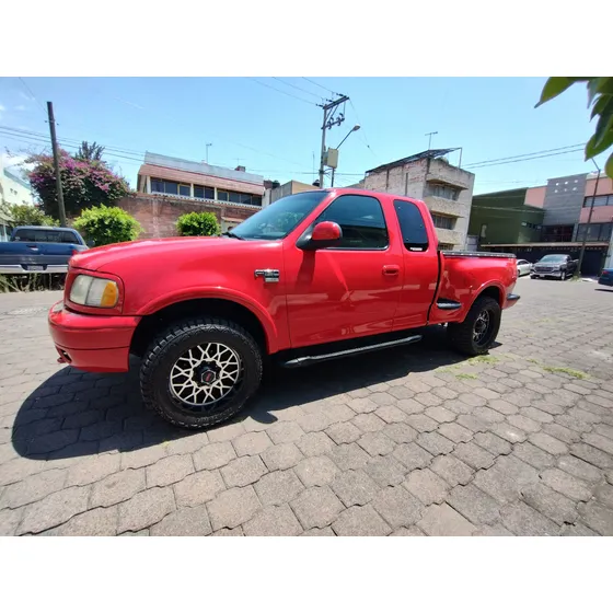 Ford Lobo 4.6 Stx Cabina Regular 4x2 At