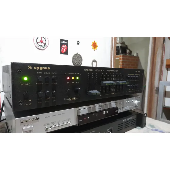 Cygnus Pre Amplificador Stereo Model Cp-800 Perfeito