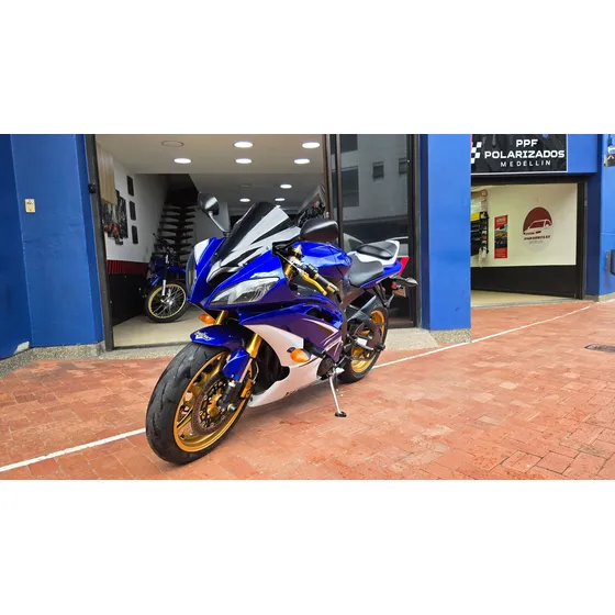 Yamaha R6r 2009