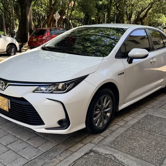 Toyota Corolla 2023 1.8 Hev Xli At