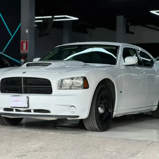 Dodge Charger 2010 Police