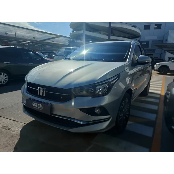 Fiat Cronos 1.8 16v Precision