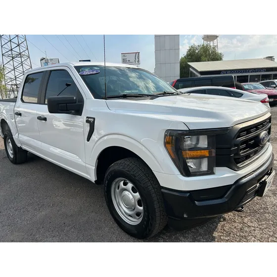 Ford F-150 4p Xl Crew Cab 4x4 V6/3.3 Aut