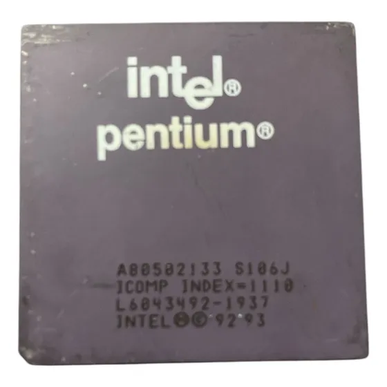 Processador Intel Pentium 133 A80502133 Socket 7 (usado)