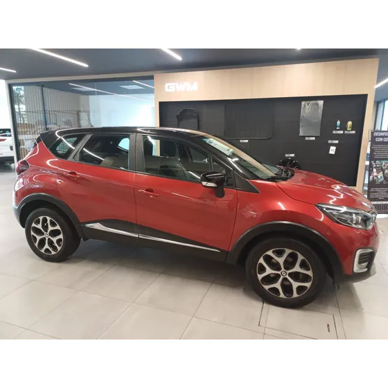 Renault Captur 2.0 Iconic At