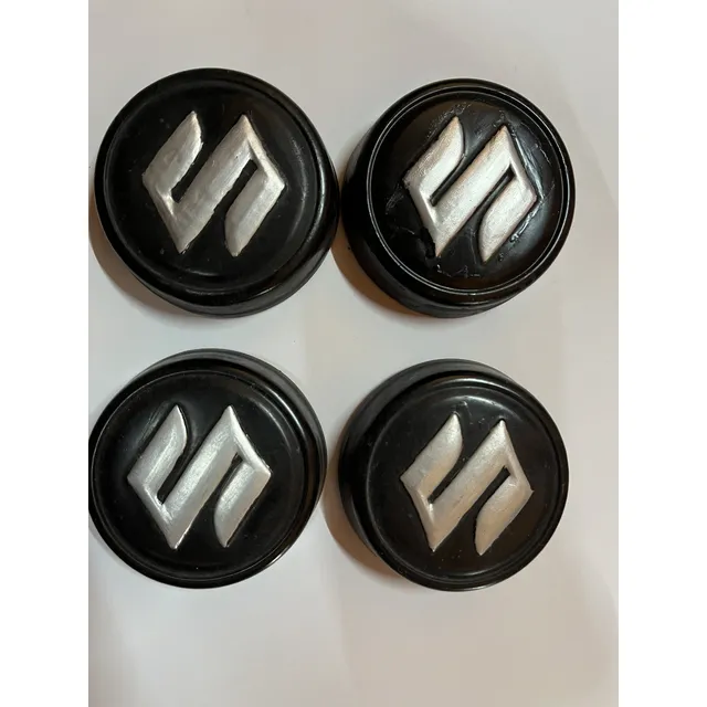 Juego De Tapa Para Centro De Rueda Suzuki Alto