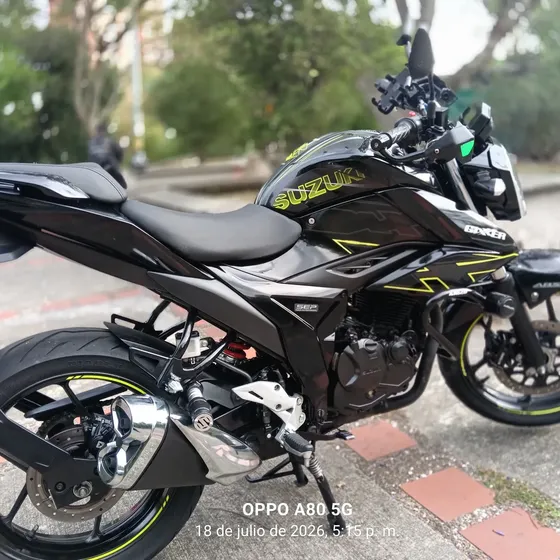 La Moto Está En Buen Estado Una Suzuki 150 Gixxer Con Ans Ti