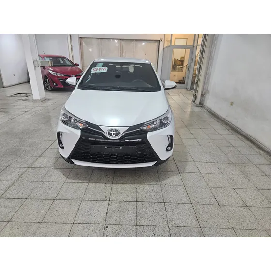 Toyota Yaris 1.5 107cv Xls Pack Cvt