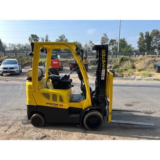 Montacargas Hyster 5,000 Lbs Torre Triple Desplazador Latera