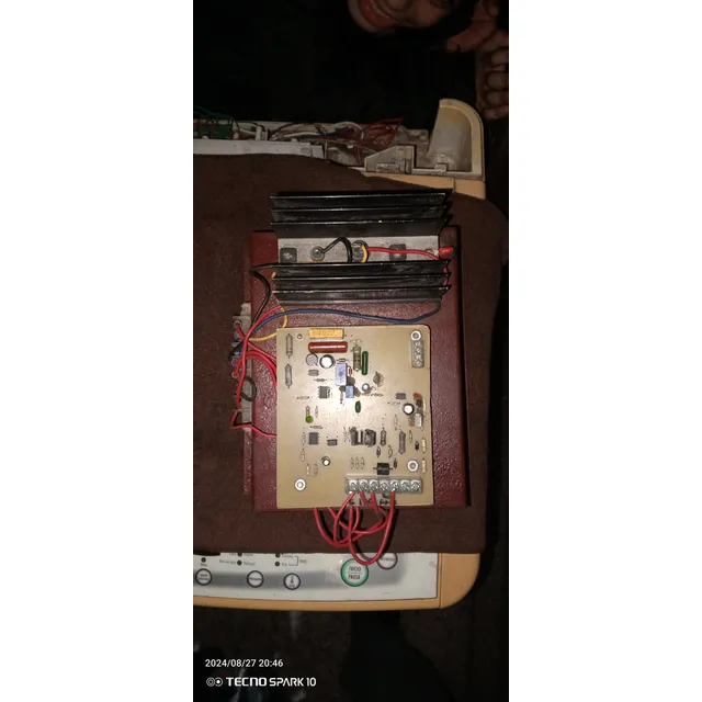 Avr  Para Generador Con Escobilla 110 Amperios Nuevo