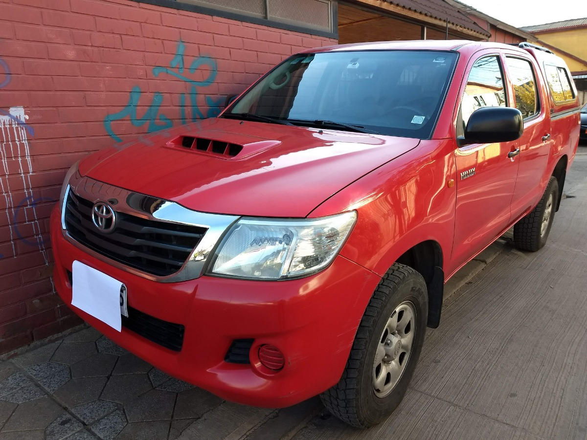 Toyota Hilux 2.4, Año 2013