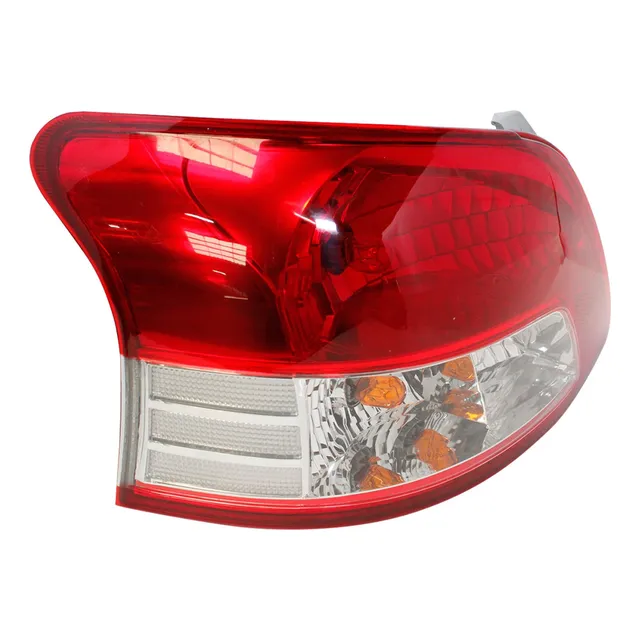 Faro Posterior Izquierdo Para Toyota Yaris 1.3 2nzfe 2008