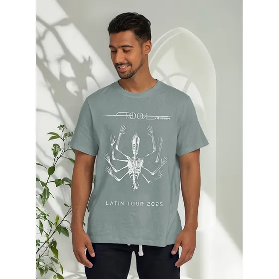 Polera Estampada 3d Tool 1091 Latin Tour 2025 Qr Spotify