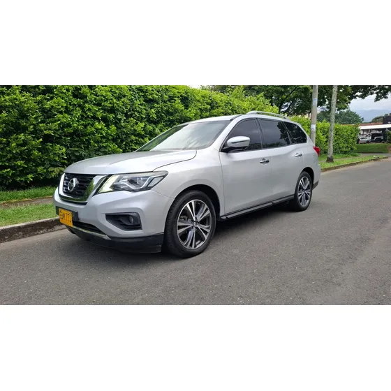 Nissan Pathfinder 3.5 R52 Exclusive