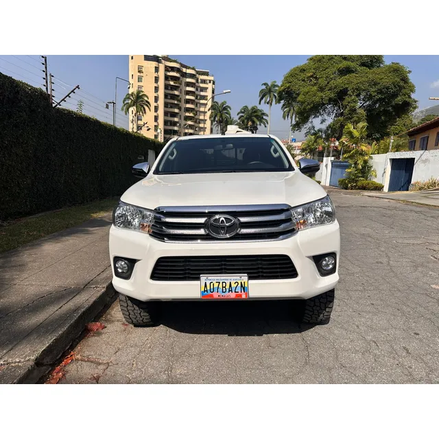 Toyota Hilux 2.7 4x4 Automática