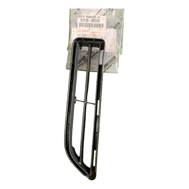Rejilla Derecha Parachoque Del Hilux 2021 2022 Original